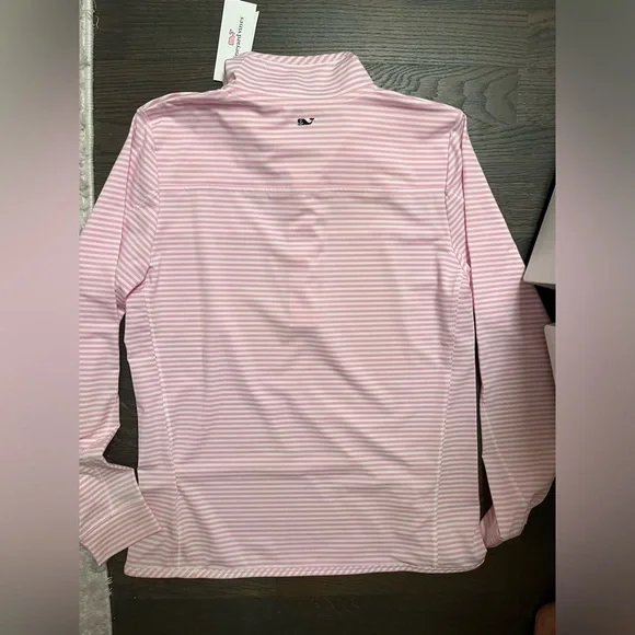 NWT Vineyard Vines top S - Picture 3 of 10